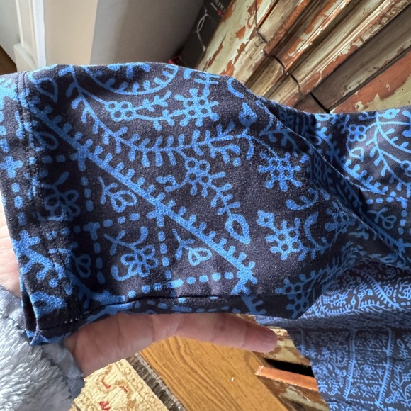 Plus size Nanu Tunic top - Picture 4 of 7